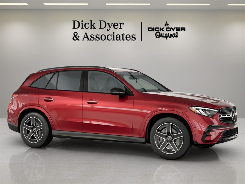 2025 Mercedes Benz GLC 300 photo 3