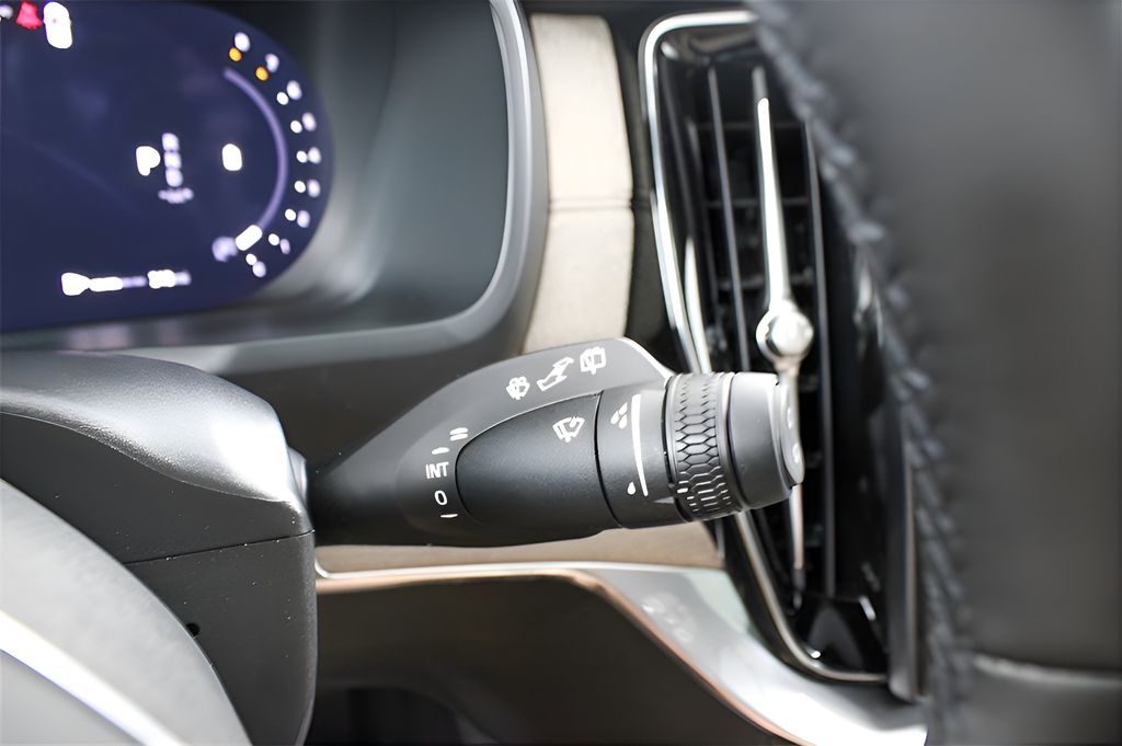 2026 Volvo XC90 Ultra - Photo 27