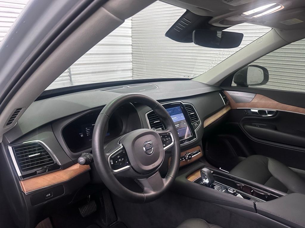 Used 2025 Volvo XC90 B5 Plus SUV