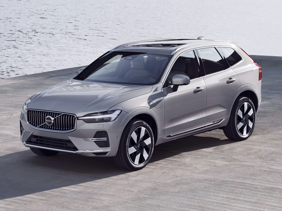 2023 Volvo XC60 Recharge Plug-In Hybrid Ultimate Bright