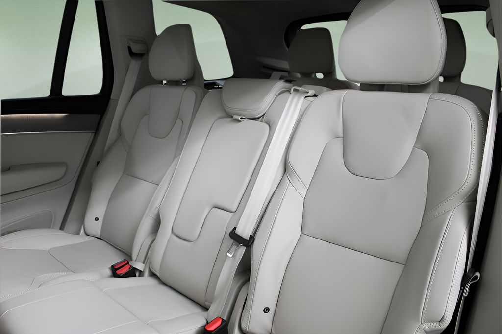 2026 Volvo XC90 Ultra - Photo 23