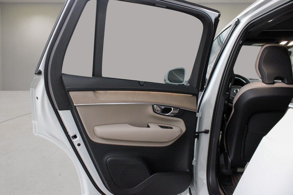 2026 Volvo XC90 Ultra - Photo 17