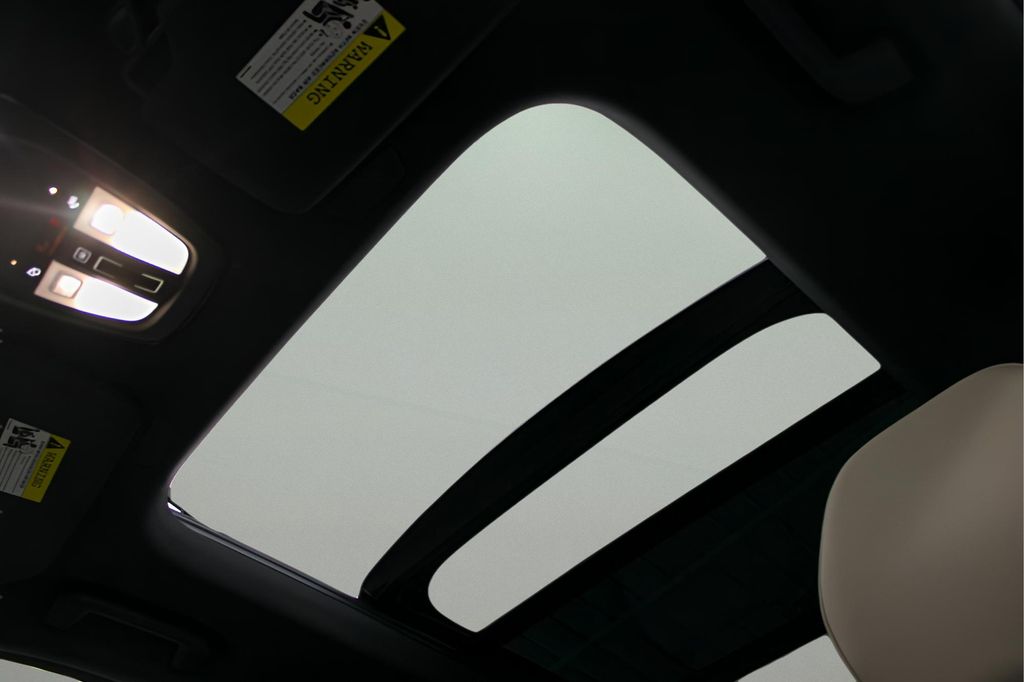 2026 Volvo XC90 Plus - Photo 19