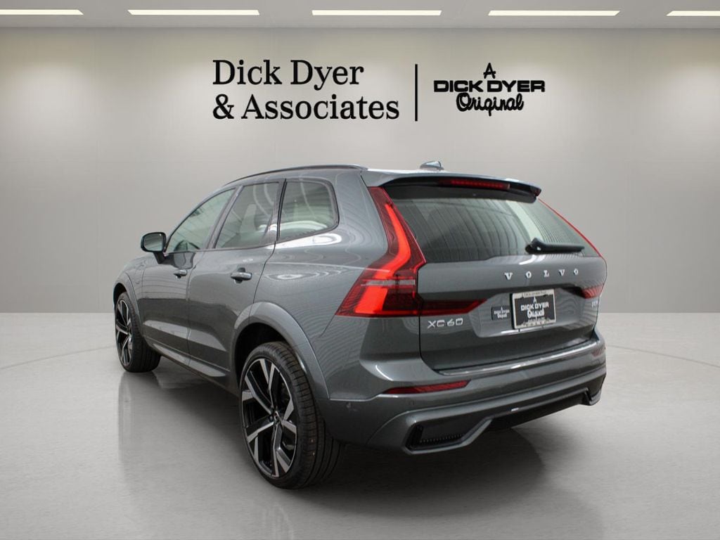 2026 Volvo XC60 Ultra - Photo 6
