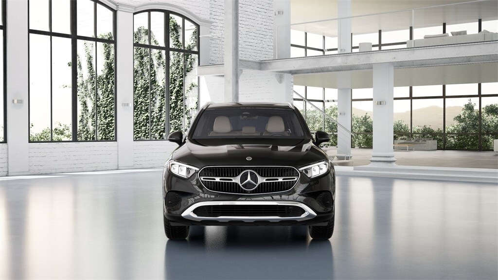 2025 Mercedes Benz GLC 300 4MATIC photo 2