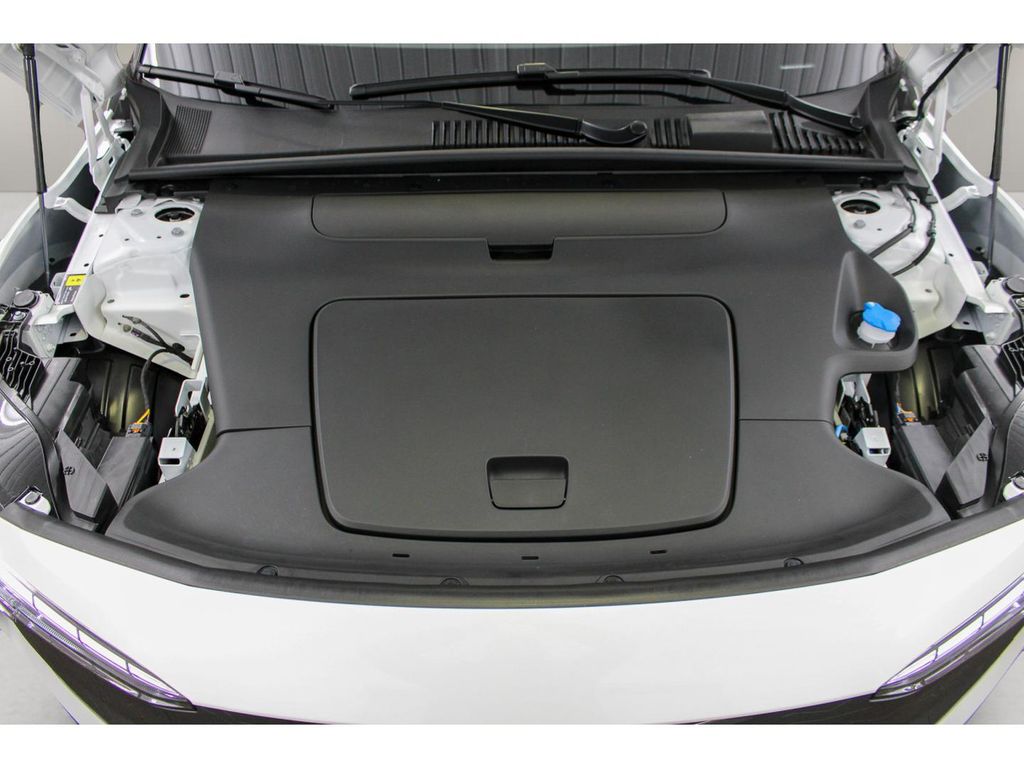 2026 Volvo EX30 Ultra - Photo 12