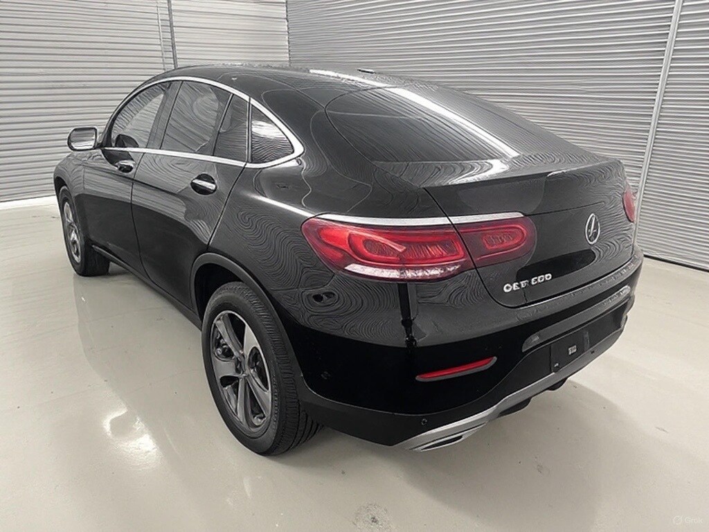 2022 Mercedes Benz GLC 300 4MATIC Coupe photo 4