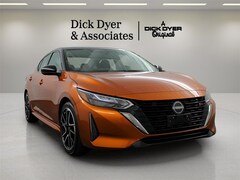 2025 Nissan Sentra SR Sedan