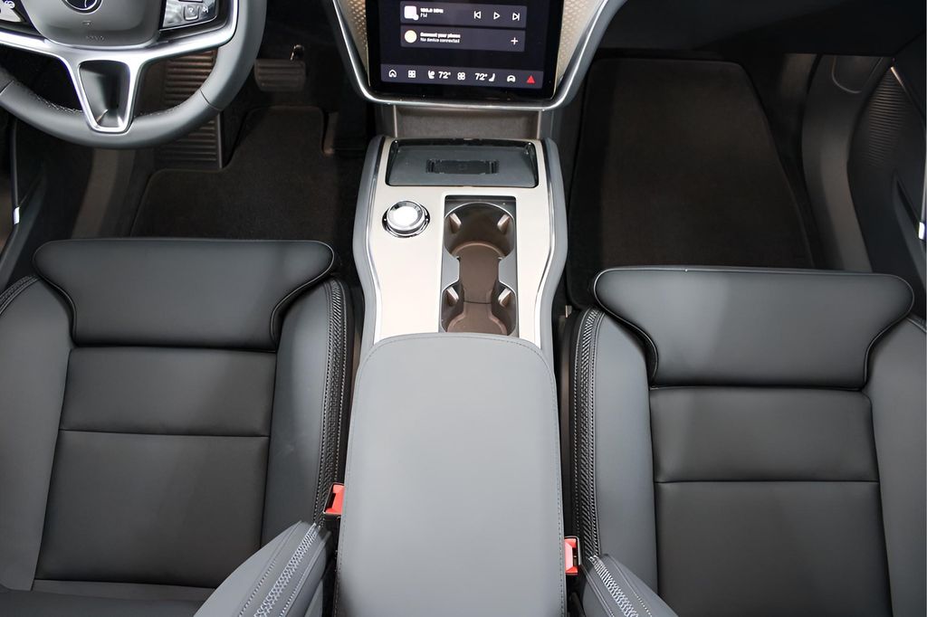 2025 Volvo EX90 Ultra - Photo 24