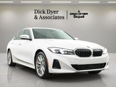 2024 BMW 330i Sedan