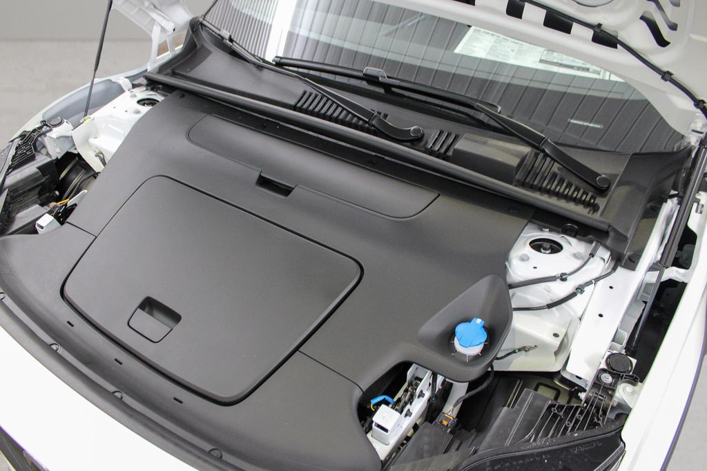 2026 Volvo EX30 Ultra - Photo 13