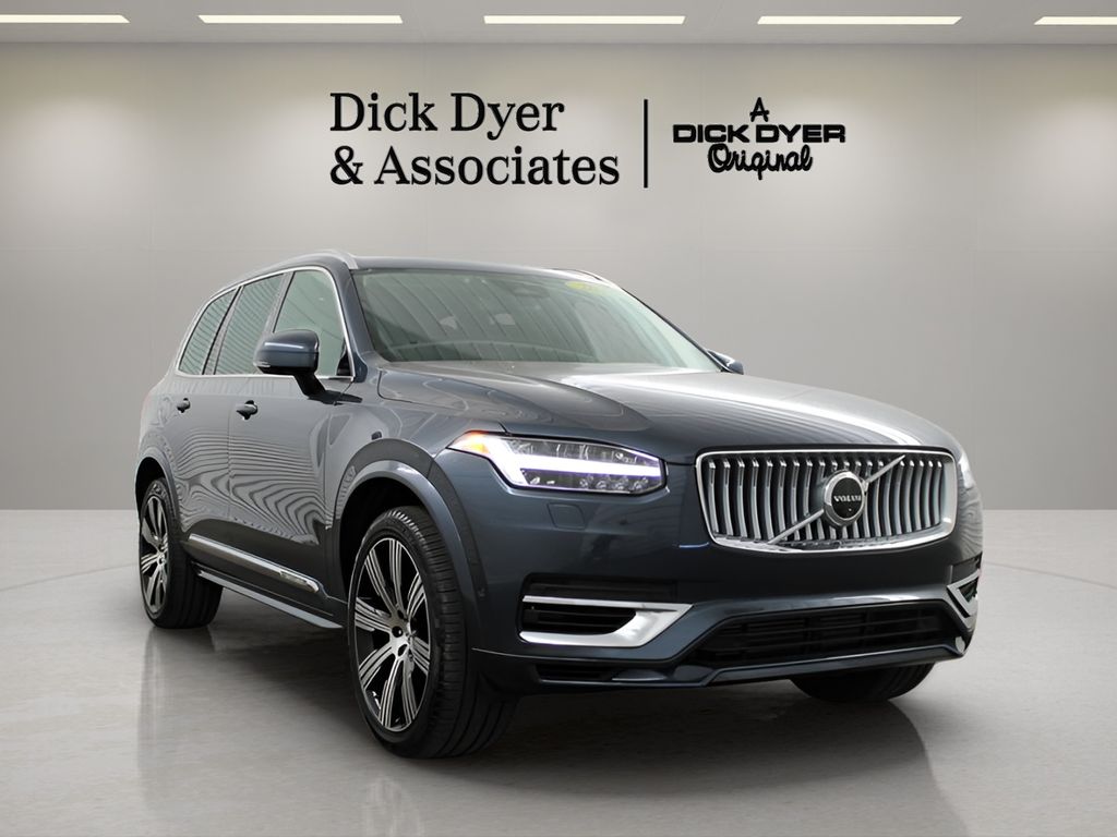 2024 Volvo XC90 T8 Recharge Plus Bright Theme 7-Seat 4WD's photo