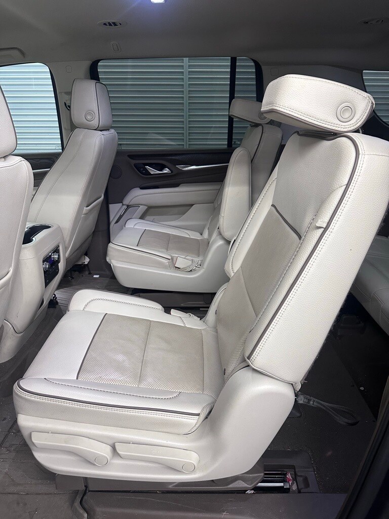 2022 Gmc Yukon XL Denali photo 2