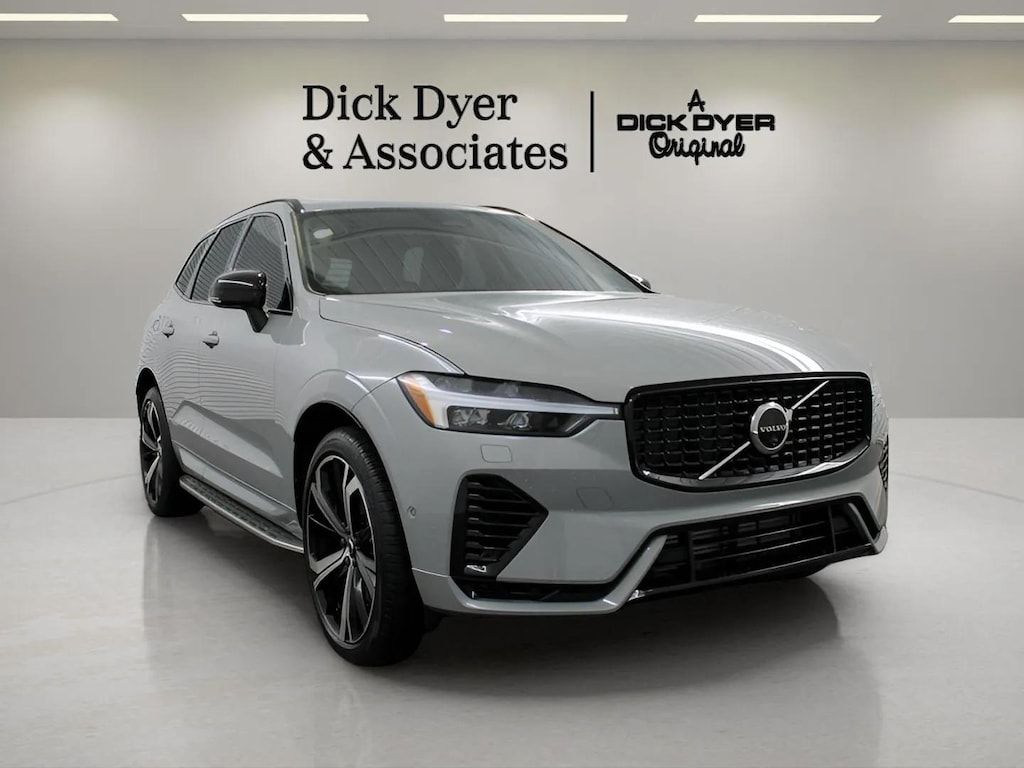 Used 2025 Volvo XC60 plug-in hybrid T8 Ultra SUV