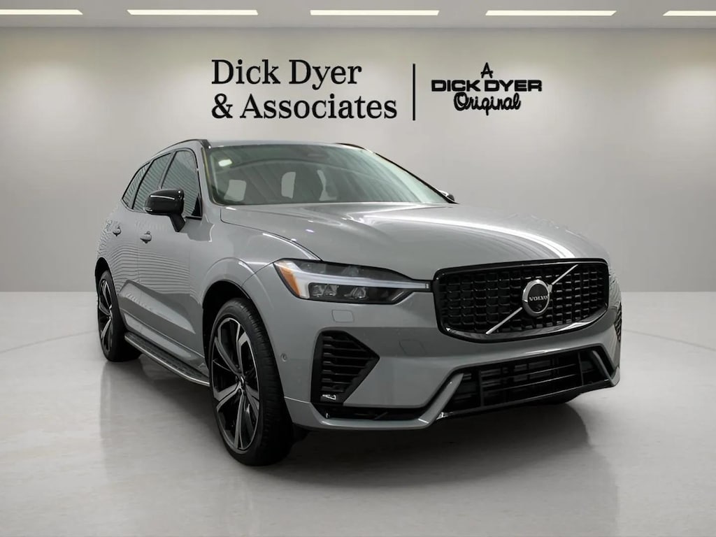 Used 2025 Volvo XC60 plug-in hybrid T8 Ultra SUV