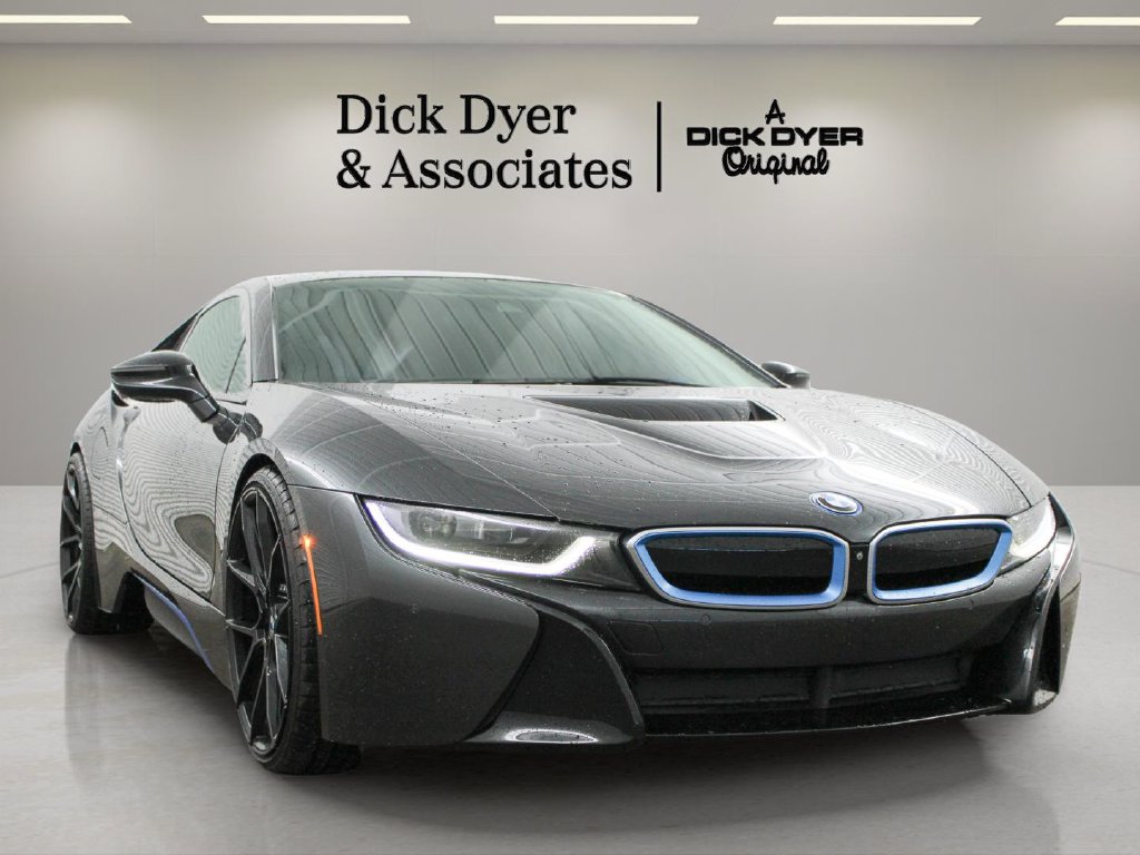 2015 BMW i8