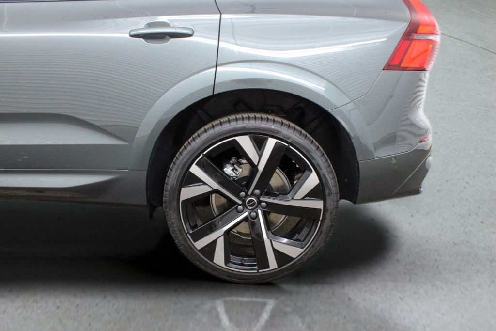 2026 Volvo XC60 Ultra - Photo 27