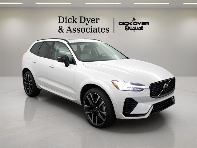 2024 Volvo XC60 plug-in hybrid T8 Ultimate Dark SUV