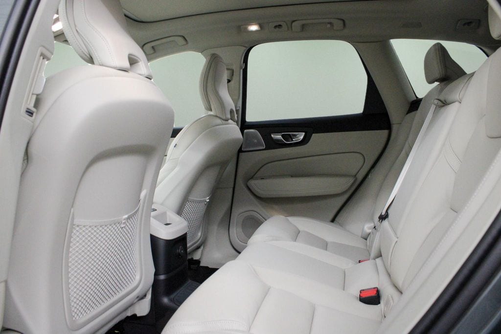 2026 Volvo XC60 Ultra - Photo 18