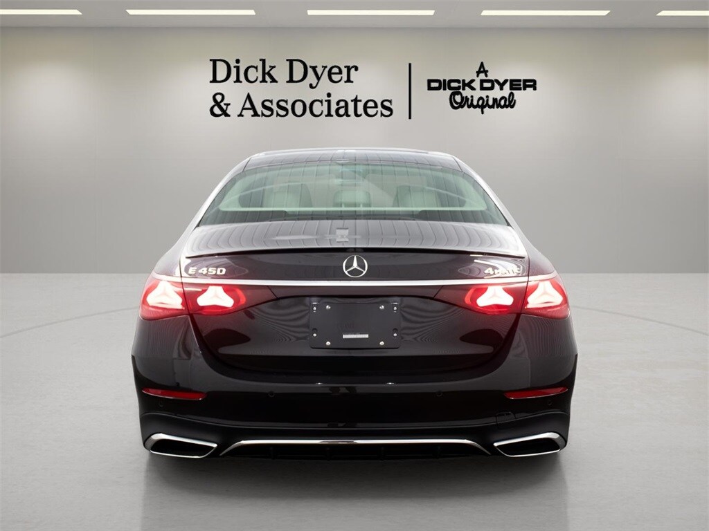 2025 Mercedes Benz E 450 4MATIC Sedan photo 2