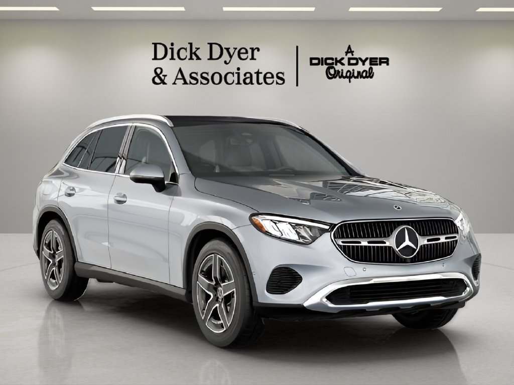 2026 Mercedes-Benz GLC Base
