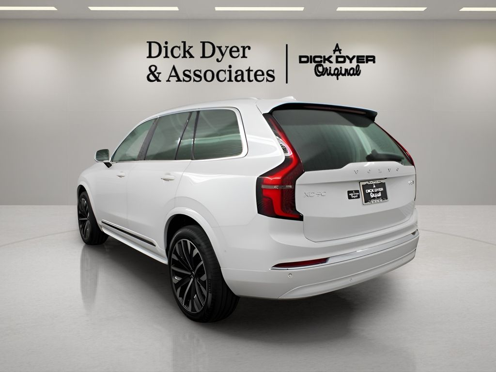 2026 Volvo XC90 Ultra - Photo 12