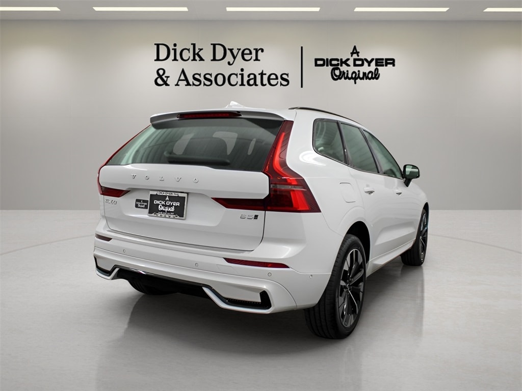 New 2026 Volvo XC90 B5 Ultra 6-Seater SUV