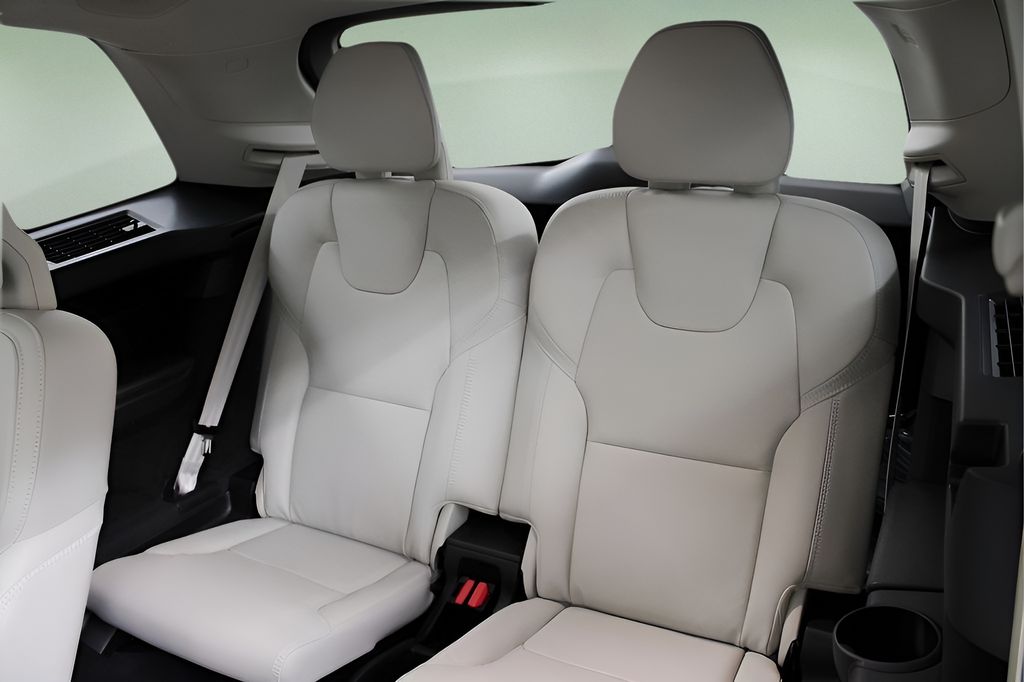 2026 Volvo XC90 Ultra - Photo 28