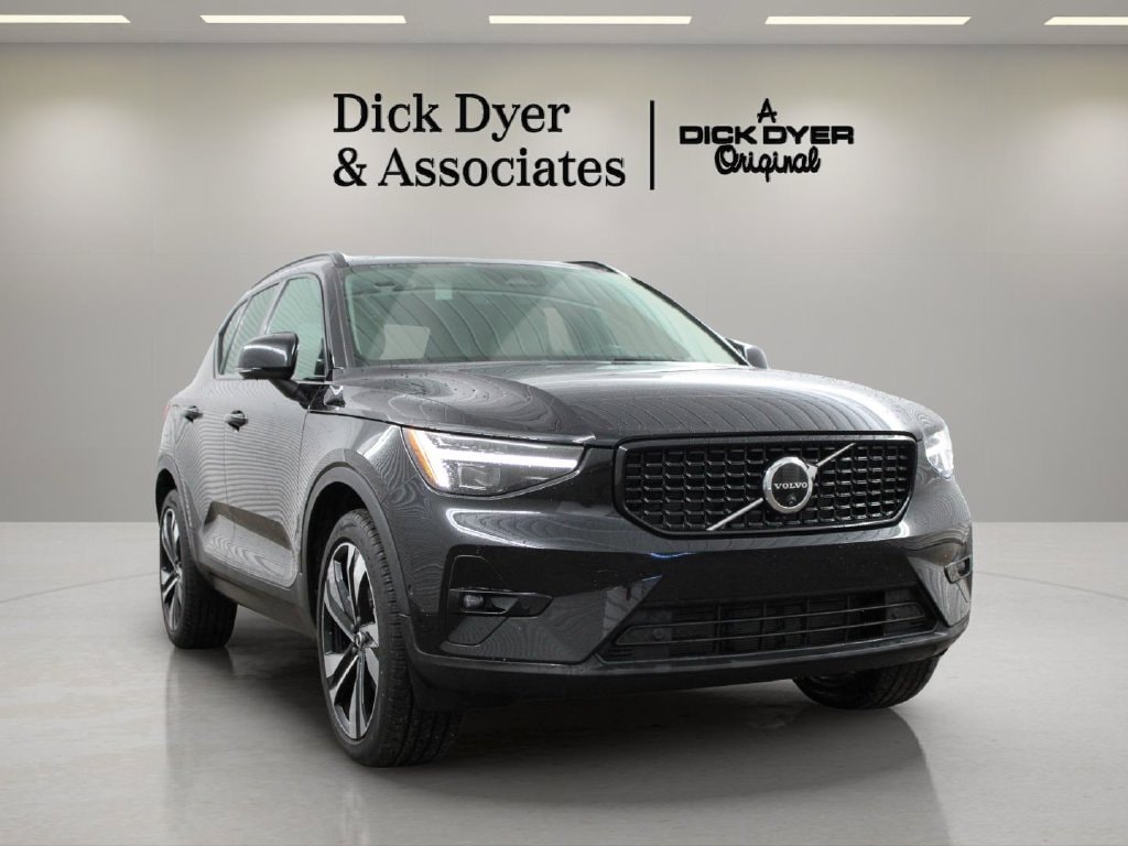 2025 Volvo XC40 Ultra