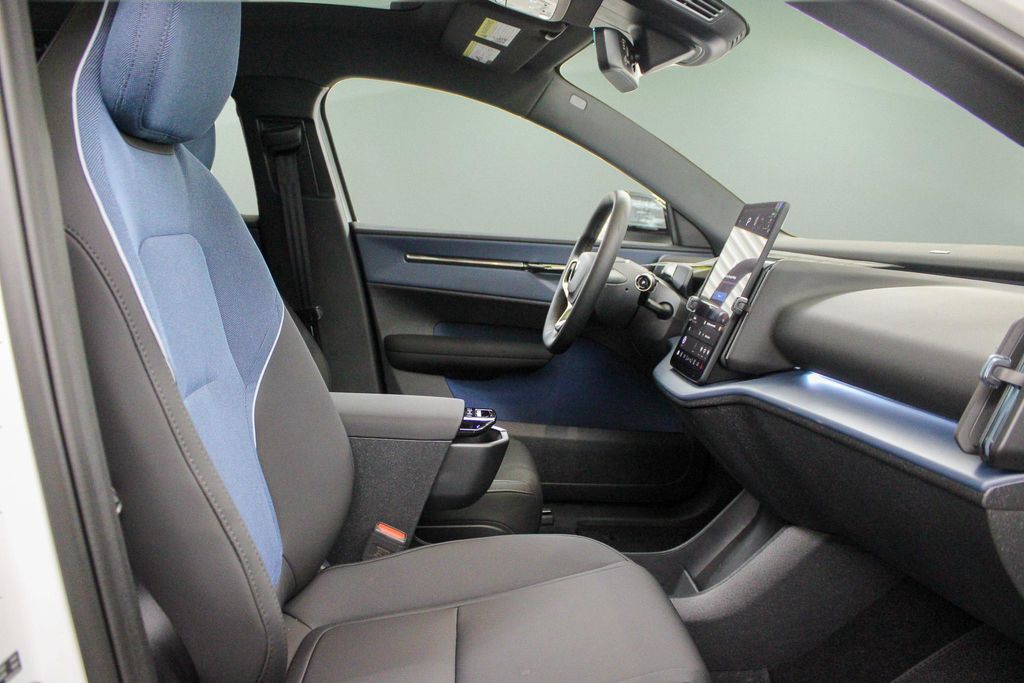2026 Volvo EX30 Ultra - Photo 14