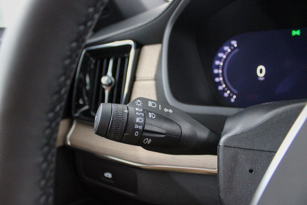 2026 Volvo XC90 Plus - Photo 11