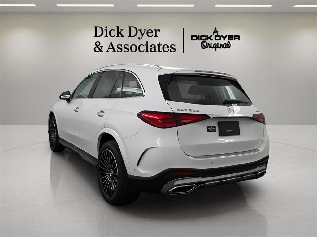 Used 2025 Mercedes-Benz GLC 300 4MATIC SUV