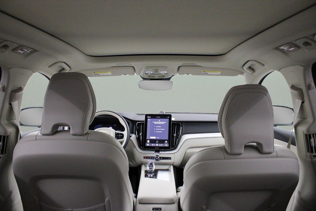 2026 Volvo XC60 Ultra - Photo 22