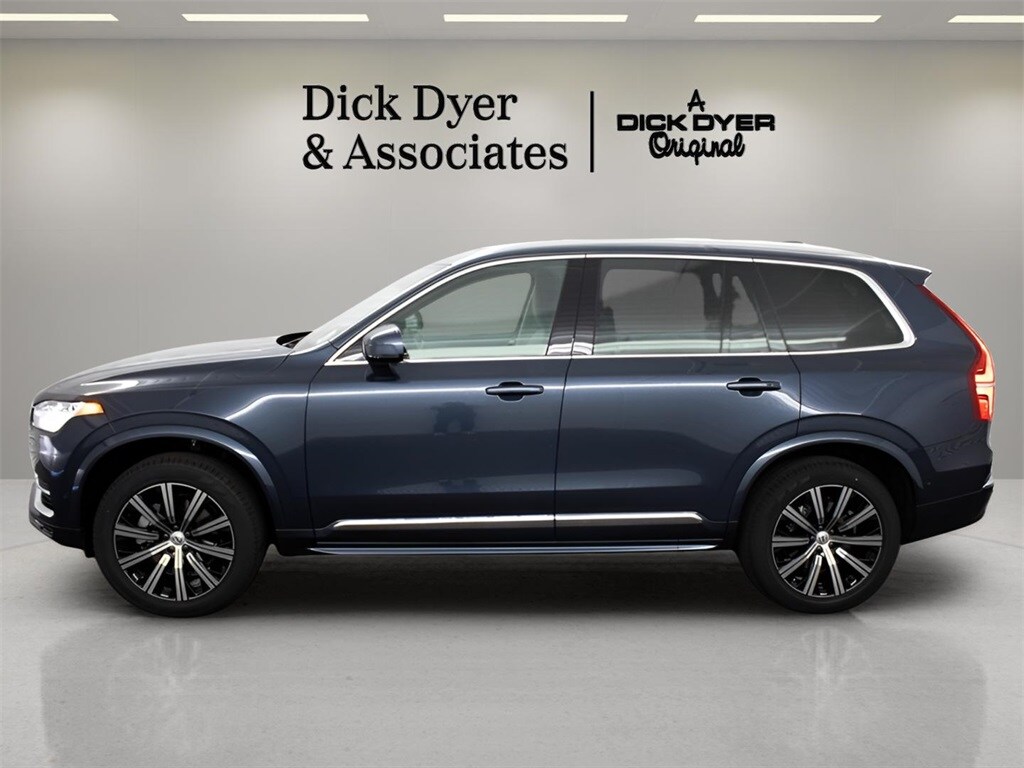 2025 Volvo XC90 Plus photo 4