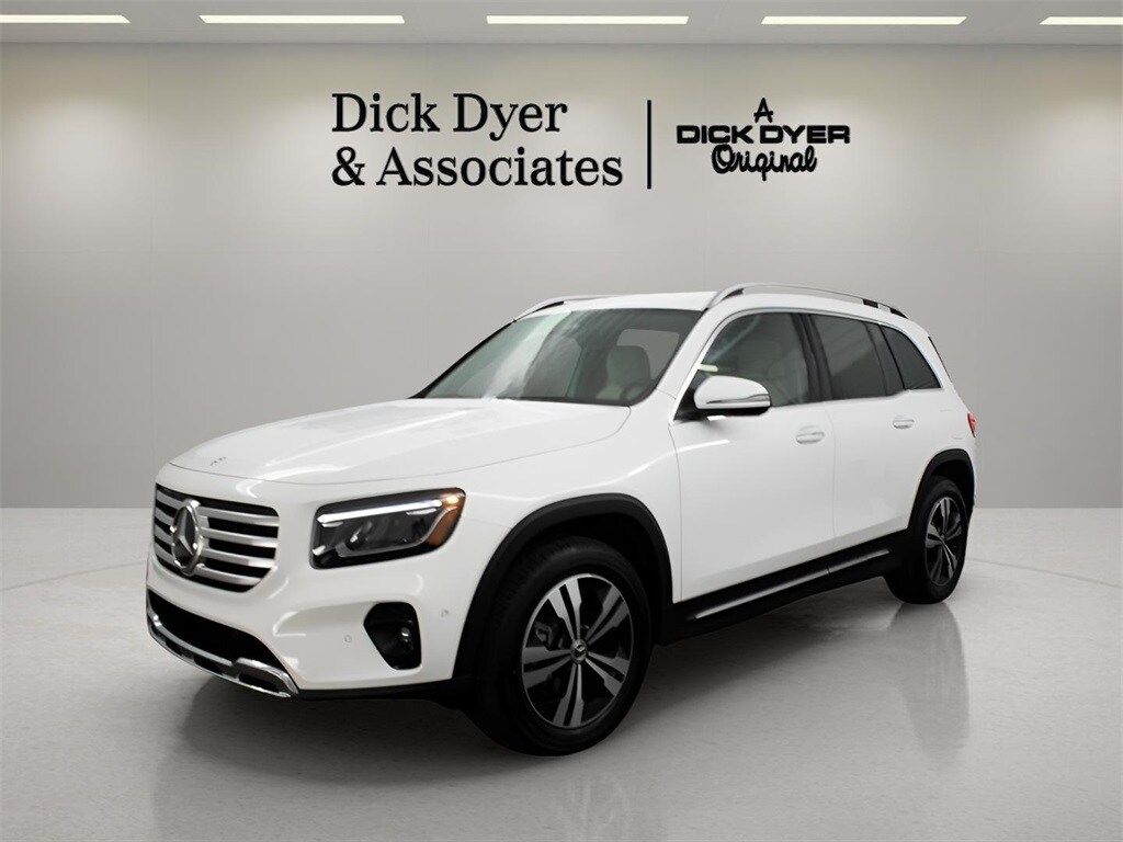 2025 Mercedes Benz GLB 250 photo 3
