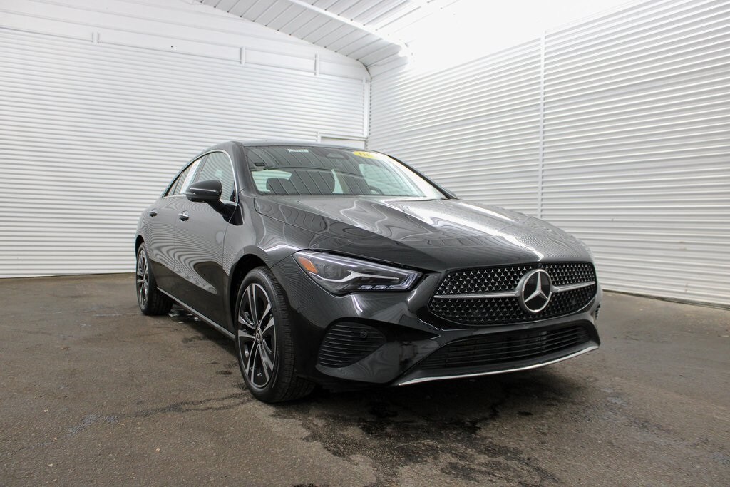 2025 Mercedes Benz CLA 250 photo 2