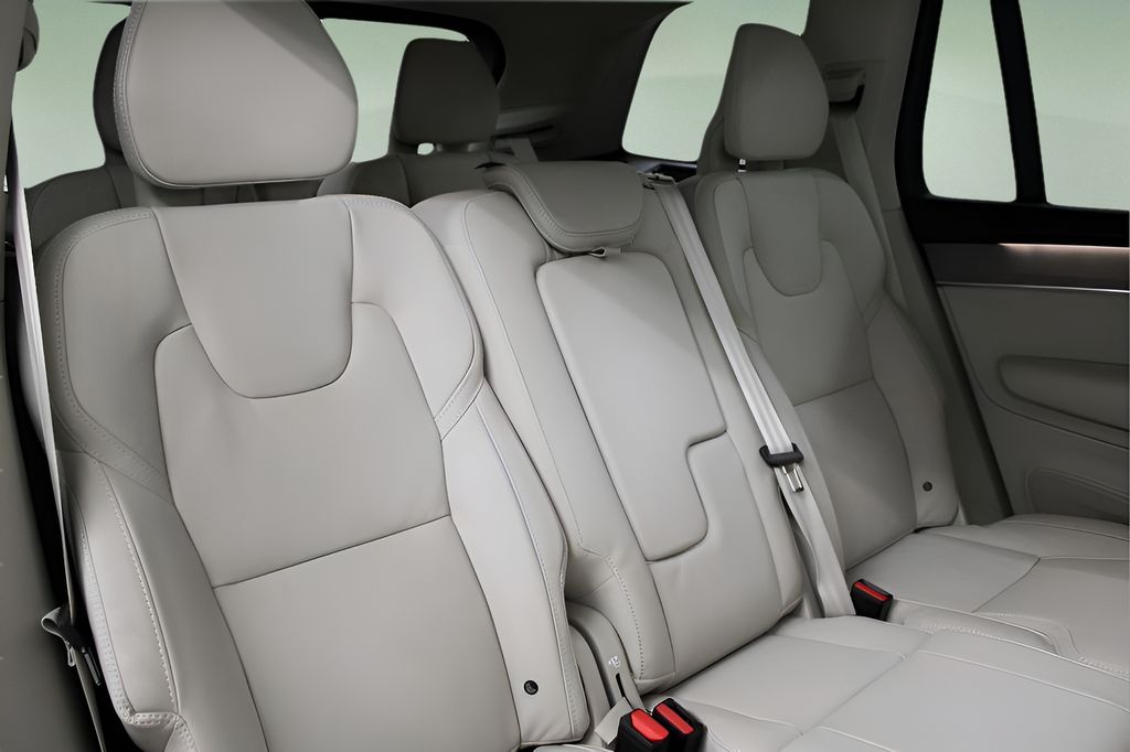 2026 Volvo XC90 Ultra - Photo 26