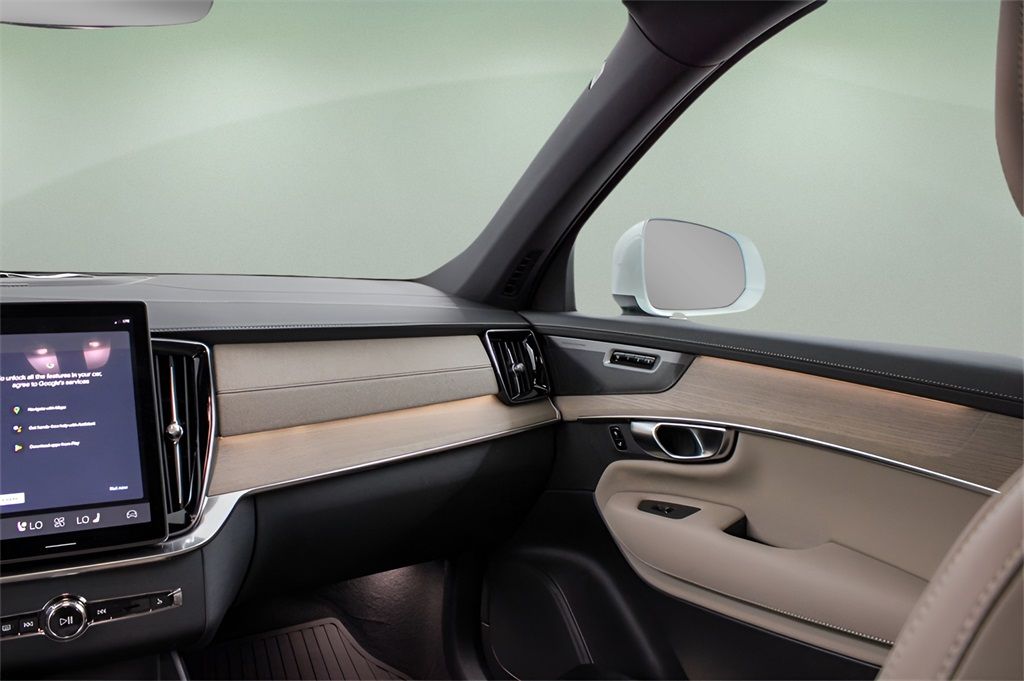 2026 Volvo XC90 Ultra - Photo 21