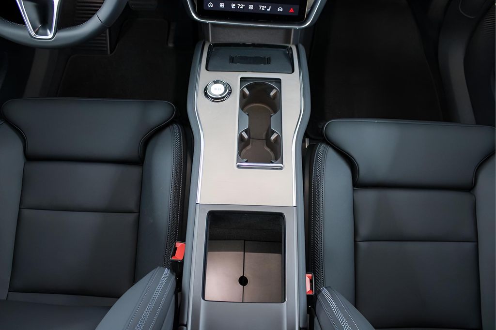 2025 Volvo EX90 Ultra - Photo 25