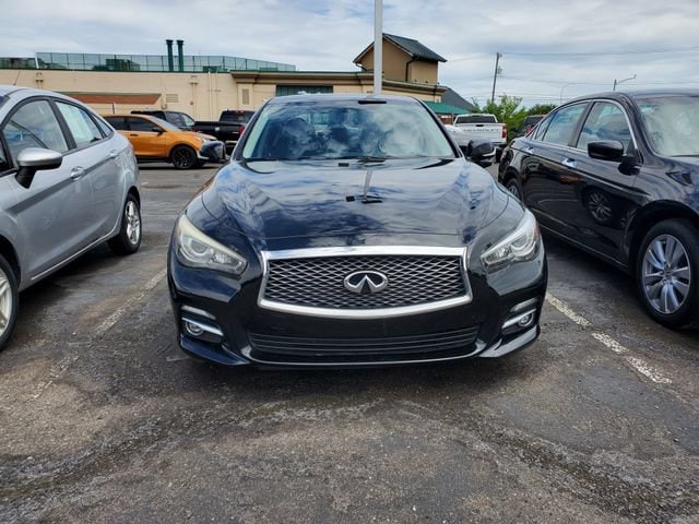 Used 2015 INFINITI Q50 Premium with VIN JN1BV7ARXFM398256 for sale in Southgate, MI