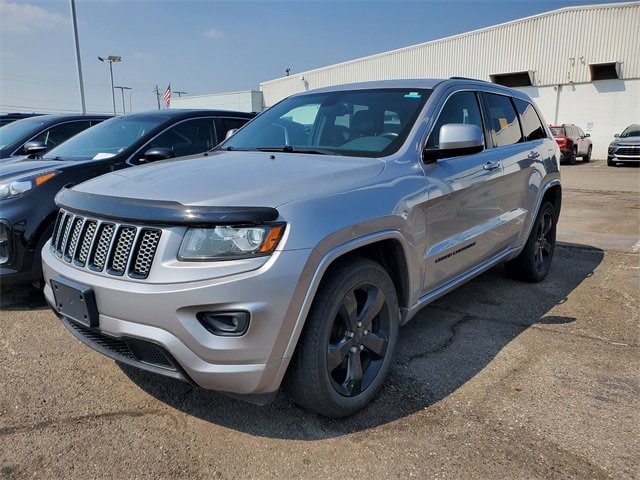 Used 2015 Jeep Grand Cherokee Altitude with VIN 1C4RJFAG7FC720647 for sale in Southgate, MI