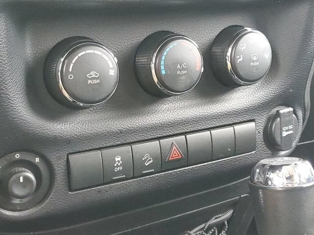 2015 Jeep Wrangler Unlimited Sport - Photo 30