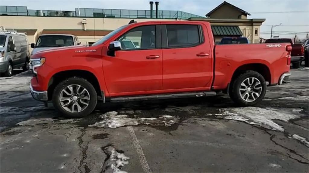 Used 2023 Chevrolet Silverado 1500 LT (2FL) Truck Crew Cab