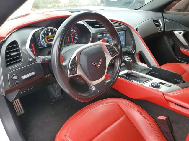 2019 Chevrolet Corvette 2LT - Photo 10