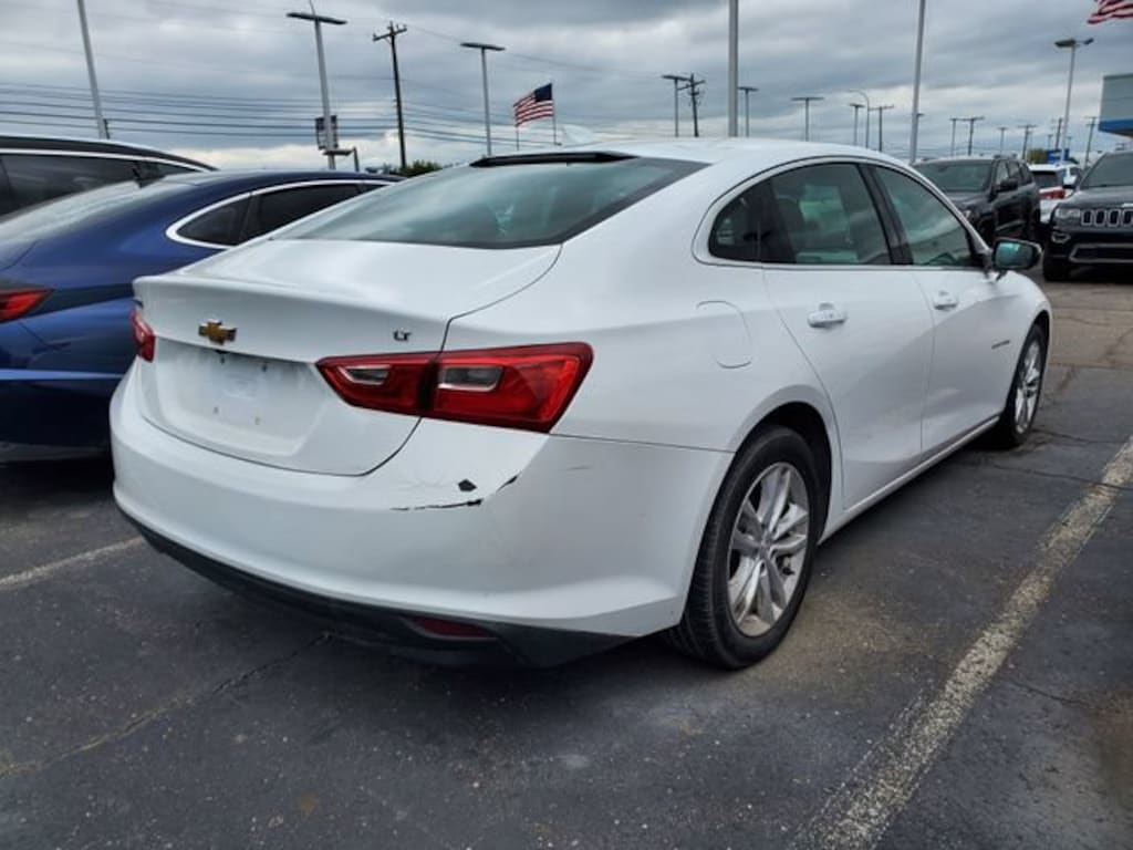 Used 2018 Chevrolet Malibu LT Car
