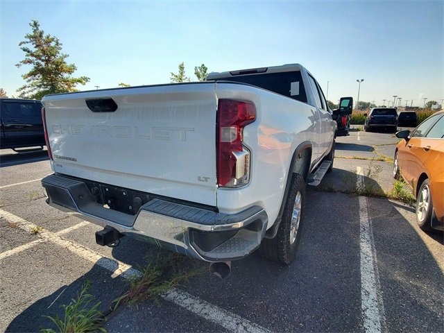 2023 Chevrolet Silverado 2500HD LT photo 3