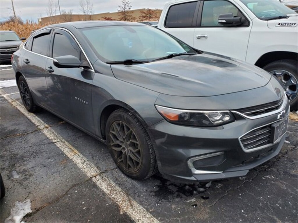 Used 2017 Chevrolet Malibu LT Car