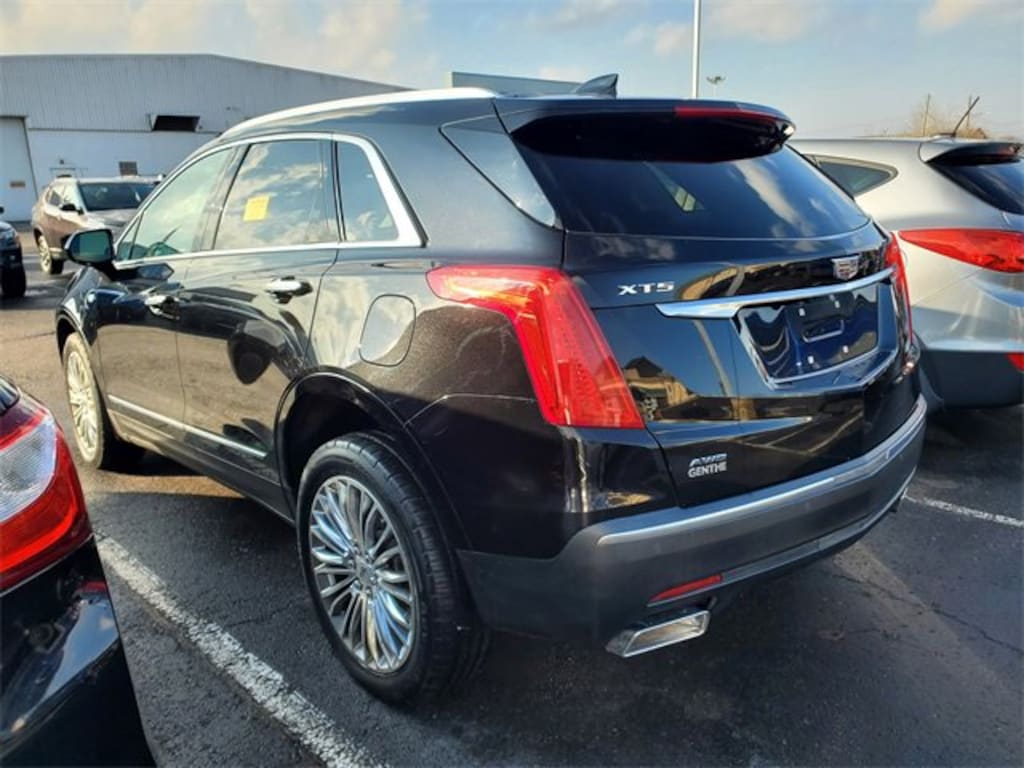Used 2018 CADILLAC XT5 Luxury AWD SUV