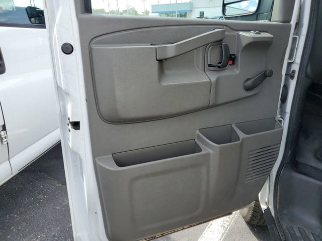 2018 Chevrolet Express Cargo Work Van - Photo 19