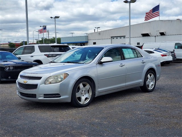 Used 2010 Chevrolet Malibu 2LT with VIN 1G1ZD5E7XA4155723 for sale in Southgate, MI